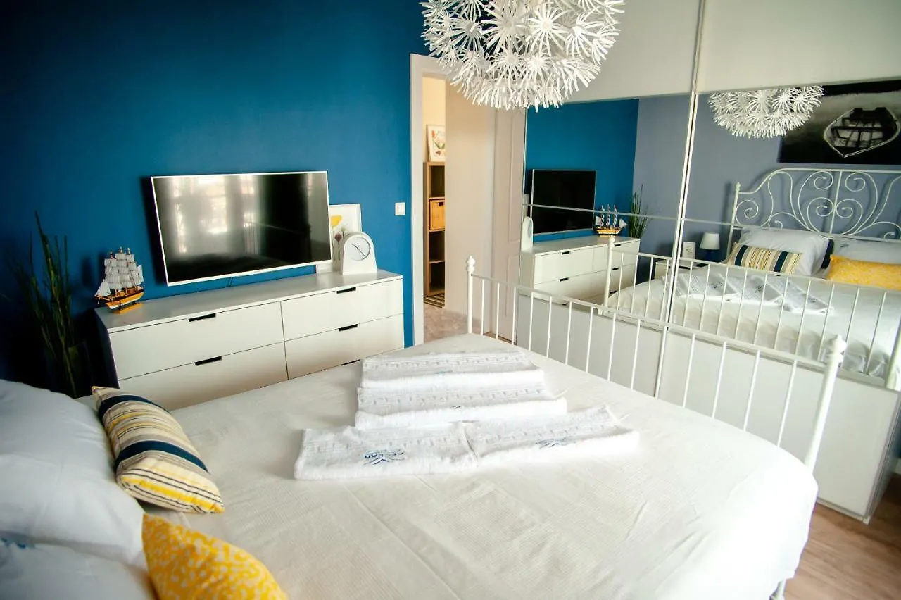 Aegean Family Apartment Περαία